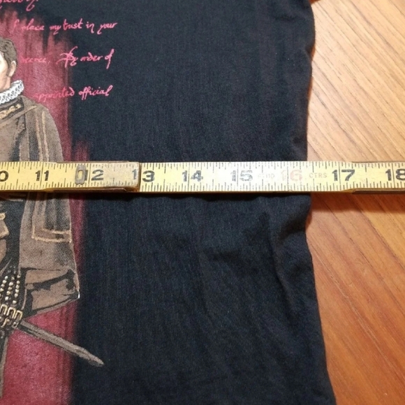 👽 Dr. Who Tenth Doctor & Queen Elizabeth Tee | S 👑 - Picture 6 of 7